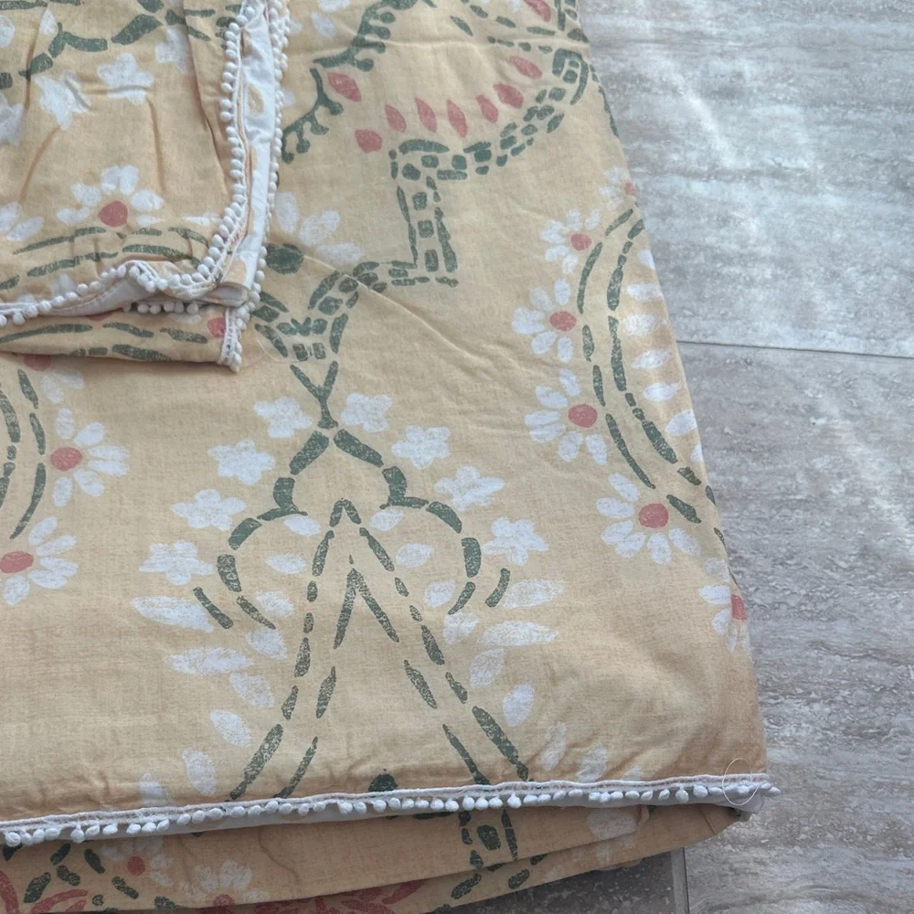 Floral Duvet Cover in yellow and Green